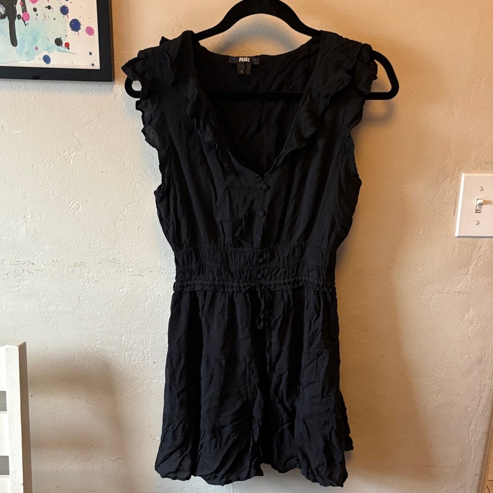 PAIGE Elegant Black cap sleeve Dress